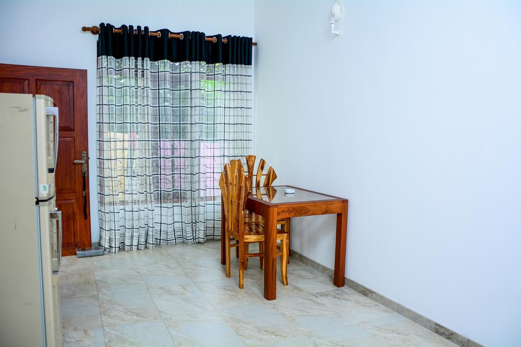 Villa Shanaya Hikkaduwa Kültér fotó