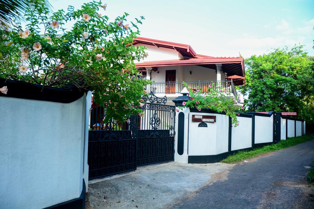 Villa Shanaya Hikkaduwa Kültér fotó