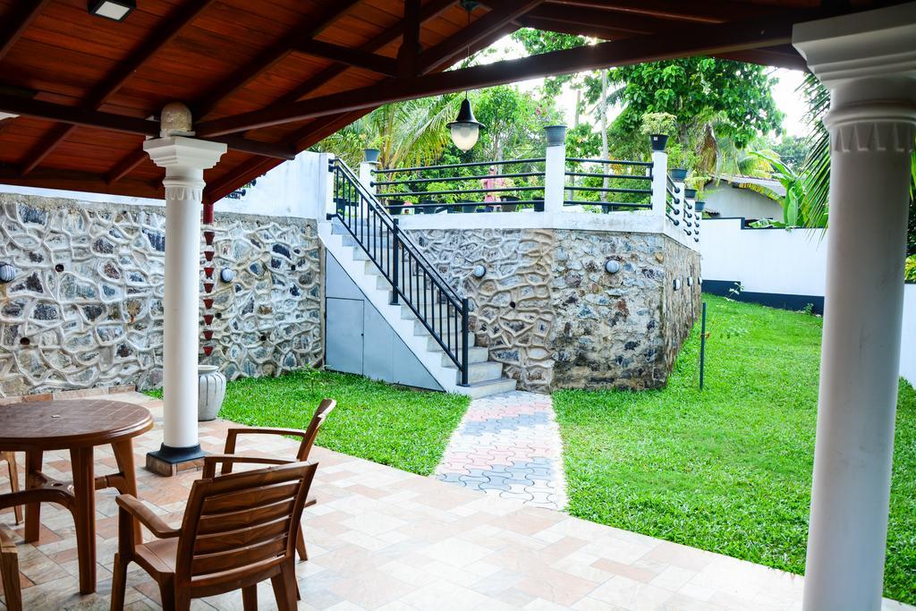 Villa Shanaya Hikkaduwa Kültér fotó